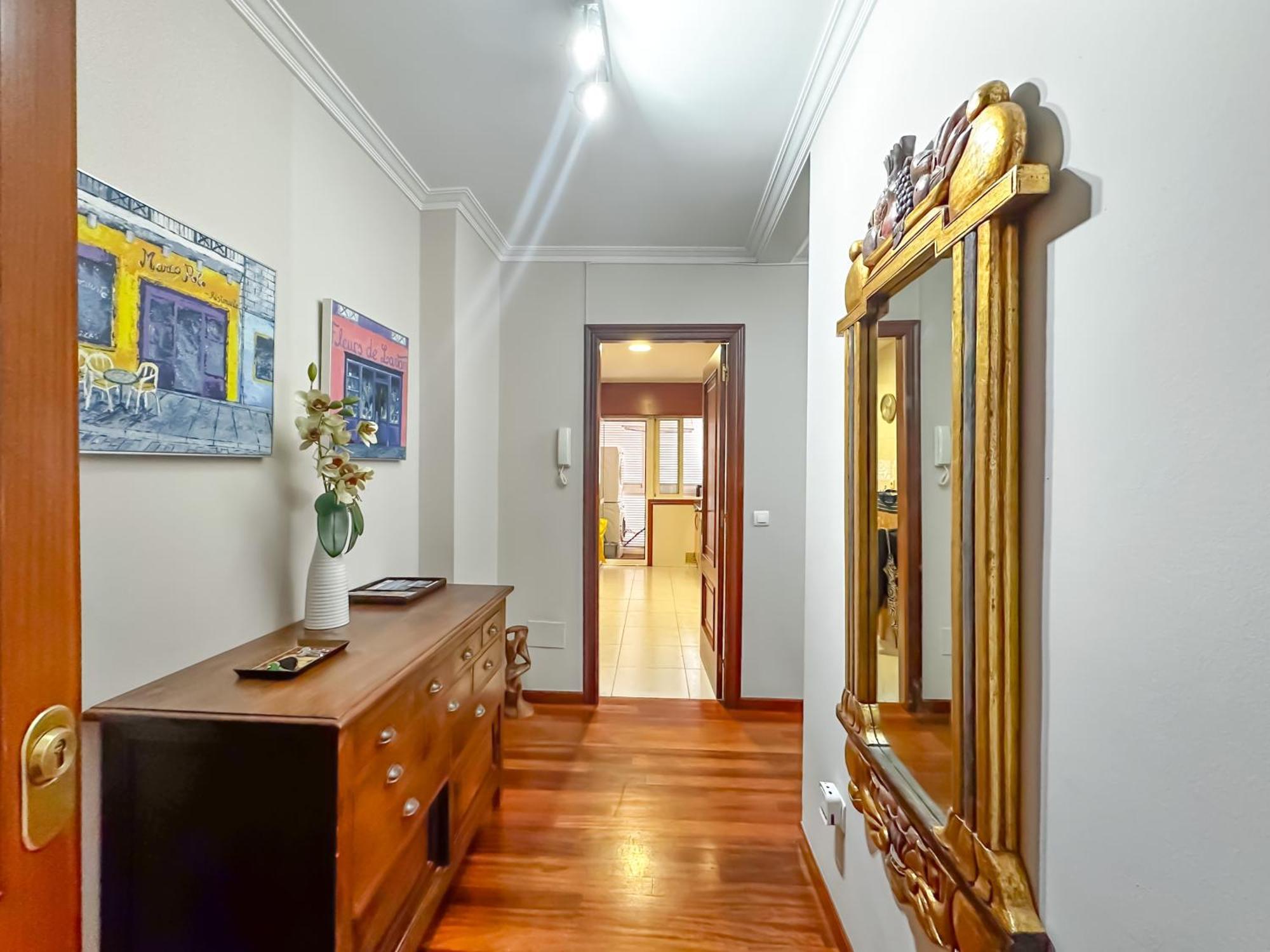 Apartamento Completo, Amplio, Muy Iluminado Y Con Plaza De Garaje Incluida. オ・グローベ エクステリア 写真