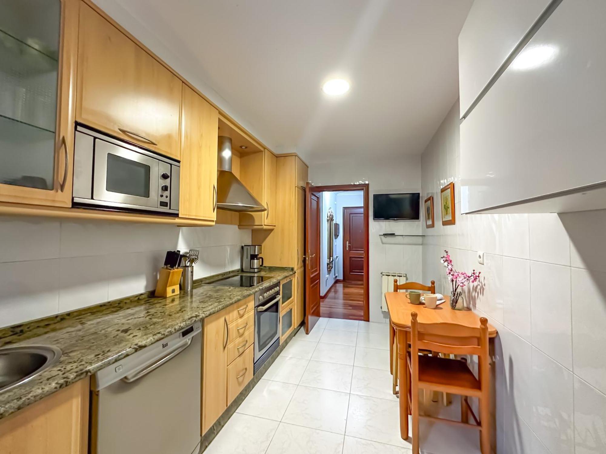 Apartamento Completo, Amplio, Muy Iluminado Y Con Plaza De Garaje Incluida. オ・グローベ エクステリア 写真