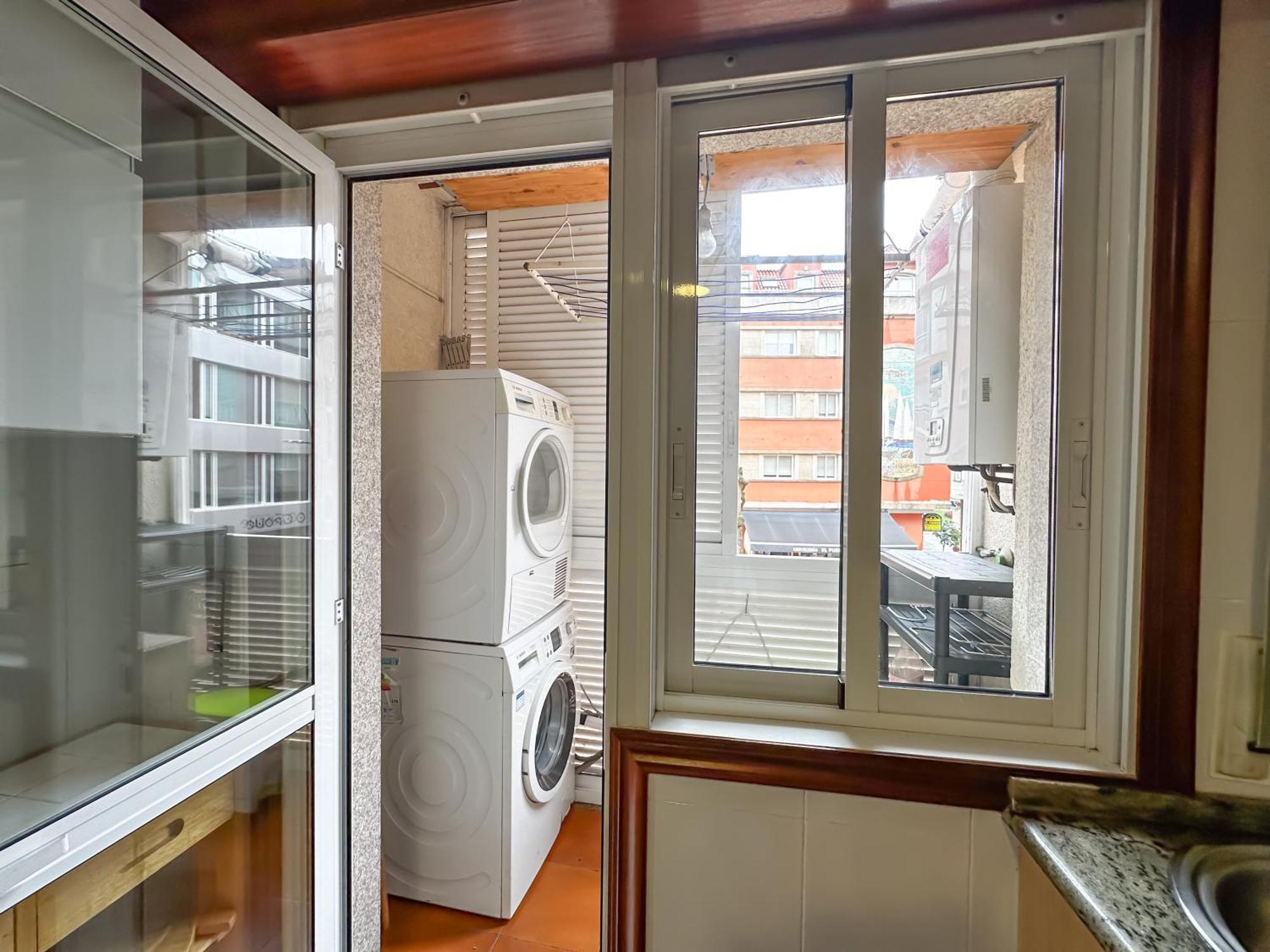 Apartamento Completo, Amplio, Muy Iluminado Y Con Plaza De Garaje Incluida. オ・グローベ エクステリア 写真