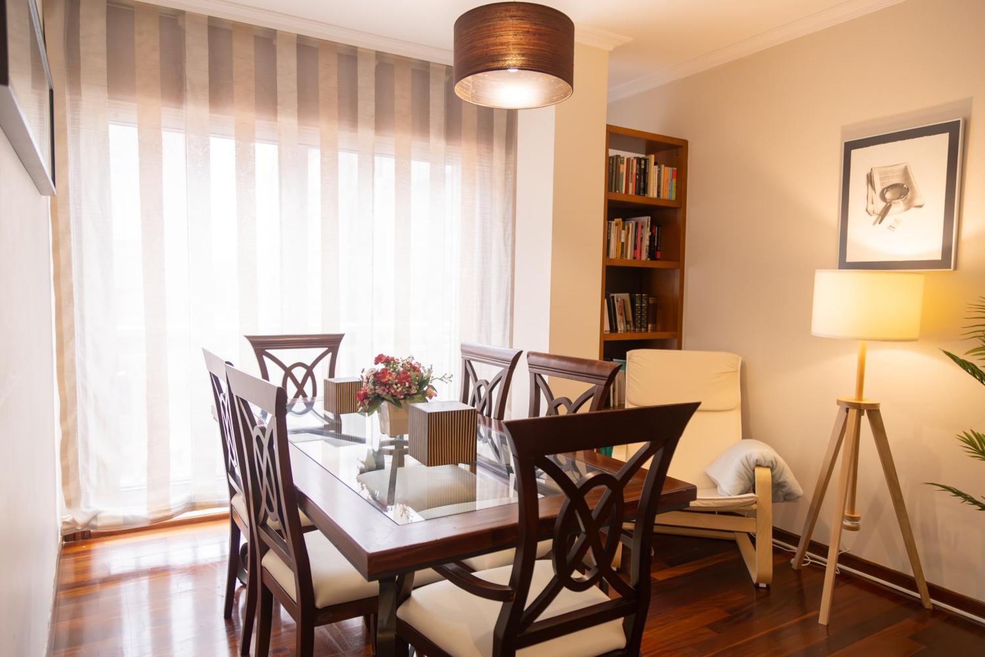 Apartamento Completo, Amplio, Muy Iluminado Y Con Plaza De Garaje Incluida. オ・グローベ エクステリア 写真
