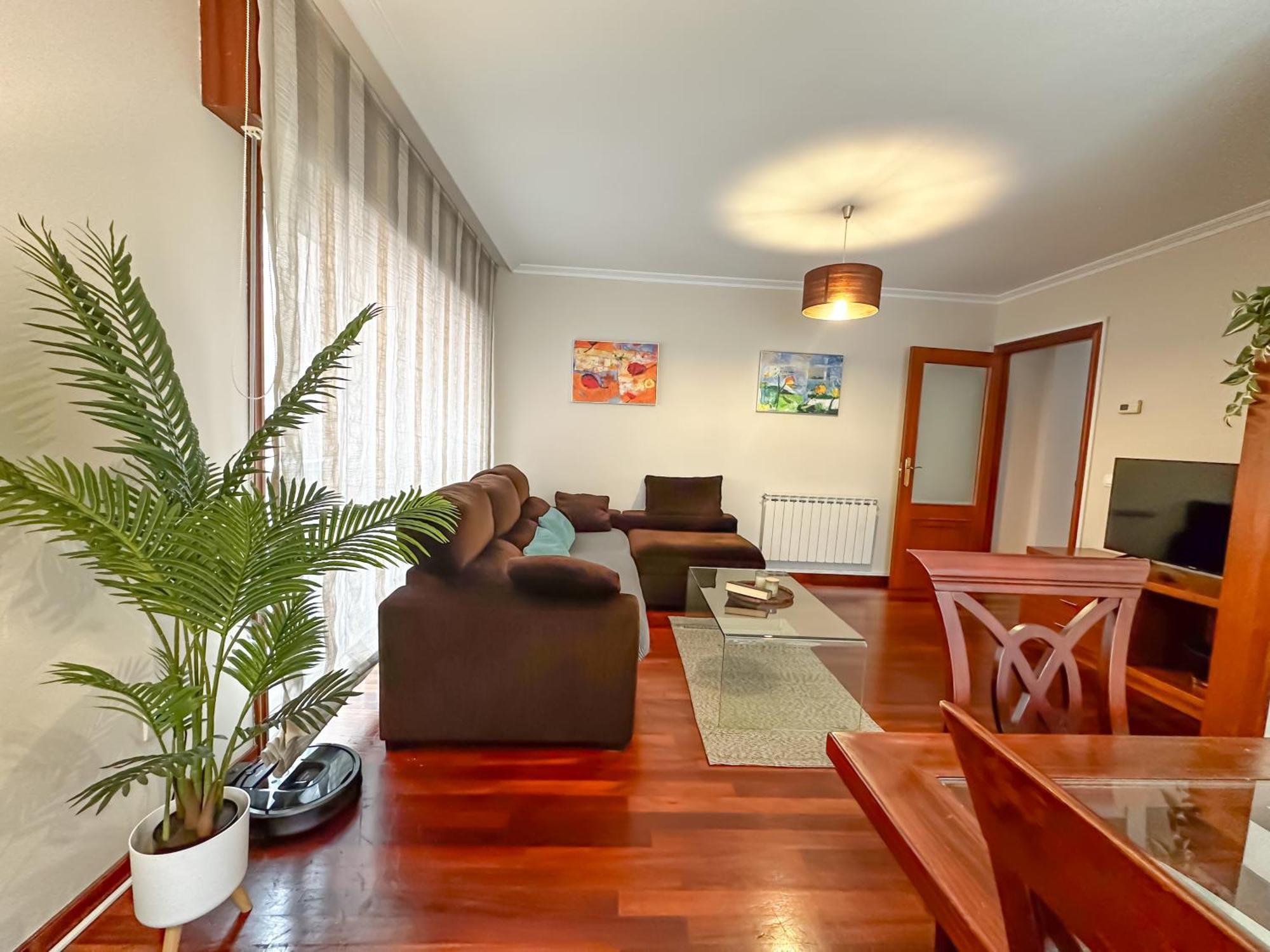 Apartamento Completo, Amplio, Muy Iluminado Y Con Plaza De Garaje Incluida. オ・グローベ エクステリア 写真