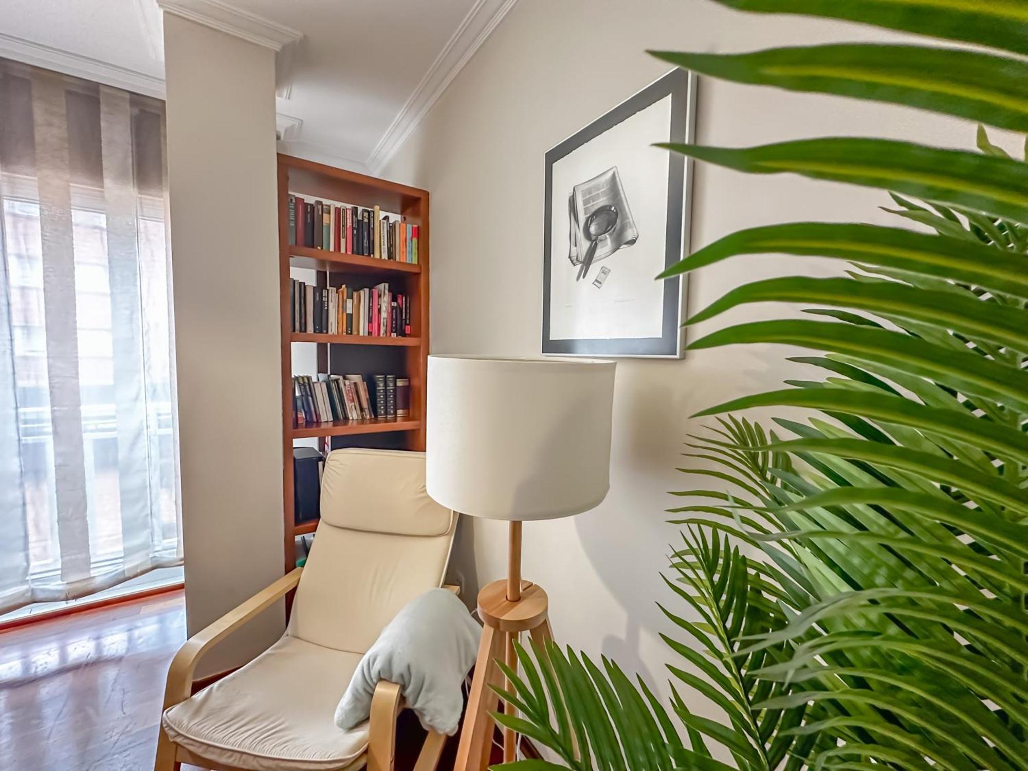 Apartamento Completo, Amplio, Muy Iluminado Y Con Plaza De Garaje Incluida. オ・グローベ エクステリア 写真